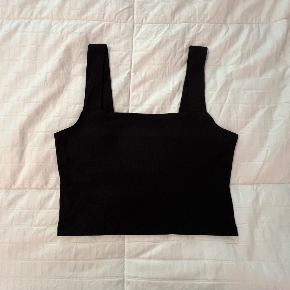 AE Black Cropped Tank Top